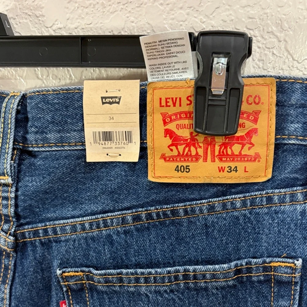 LEVI’S ,Size 34,Classic Blue Denim Men's Shorts - Picture 4 of 17